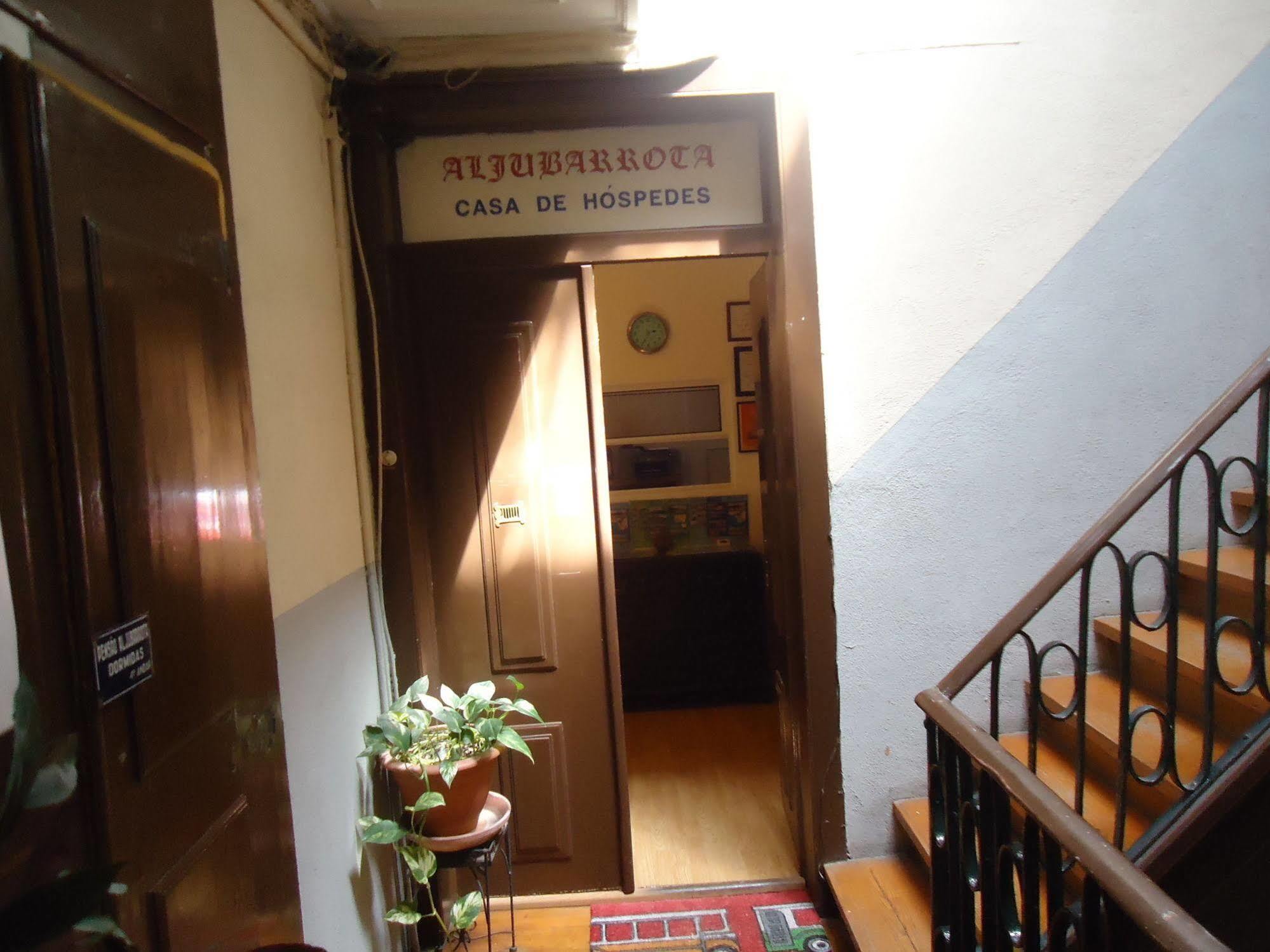 New Aljubarrota Guest House Лиссабон Экстерьер фото